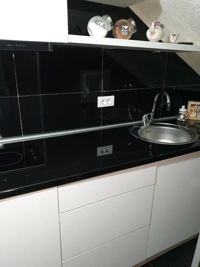 Апартаменты Apartmani vuk Цетине