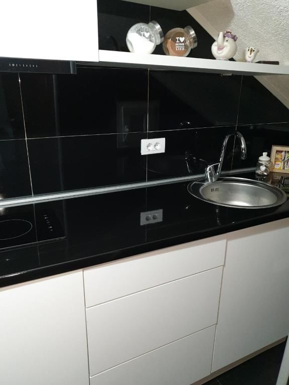 Апартаменты Apartmani vuk Цетине